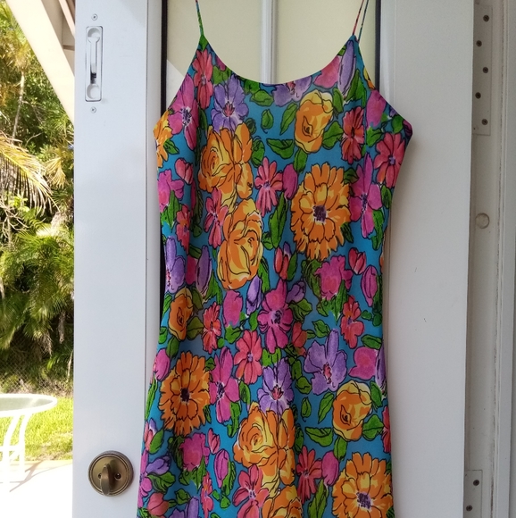Flirty Floral Summer Dress Size M - Picture 1 of 3